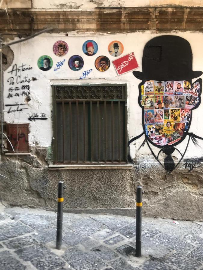 B&B Ruffo Nel Cuore Di Napoli Luaran gambar